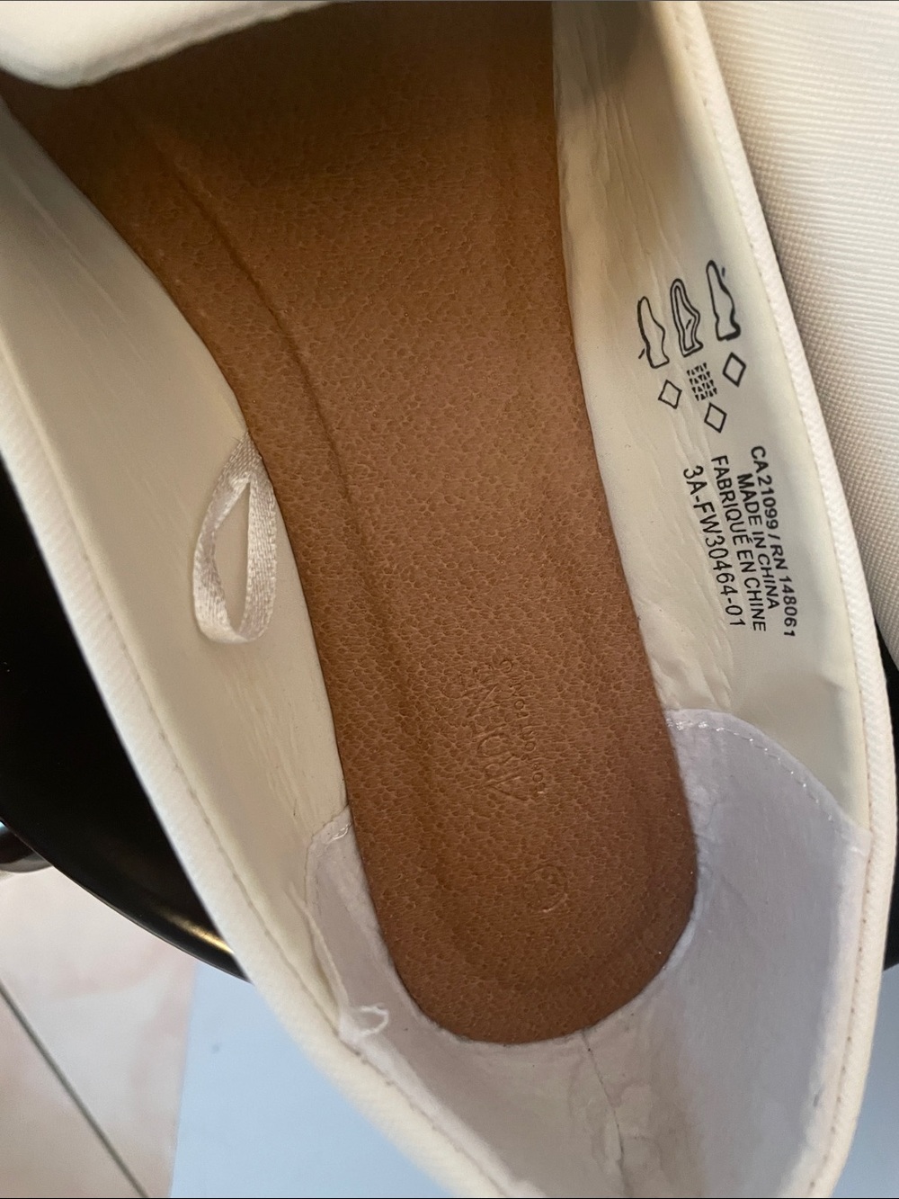 Pointed Toe White Flats - Picture 4 of 7